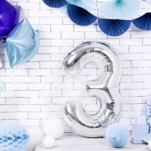 Ballon Aluminium Chiffre « 4» 86 cm Or 12 Ballon chiffre 3 argenté de 86 cm, décoration de fête ou d’anniversaire.