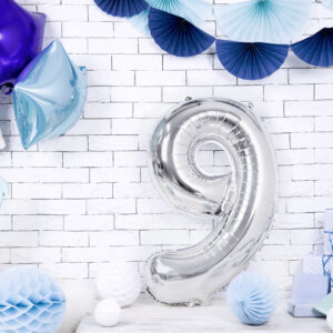 Ballon Aluminium Chiffre «6» 86 cm Or 13 Ballon chiffre 9 argenté de 86 cm, décoration de fête ou d’anniversaire.